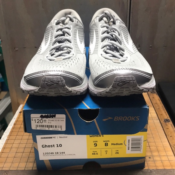 brooks ghost 10 womens size 9